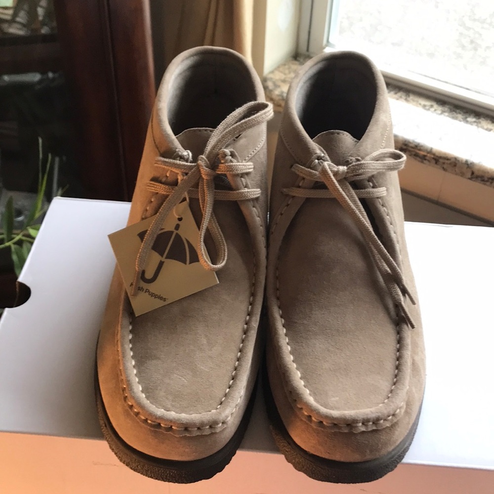 Brand new hush puppies shoes, repels water,suede men shoes